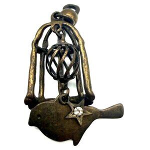 Vintage-Style Bronze Birdcage Pendant with Bird Charm – Rustic Boho Necklace Pen